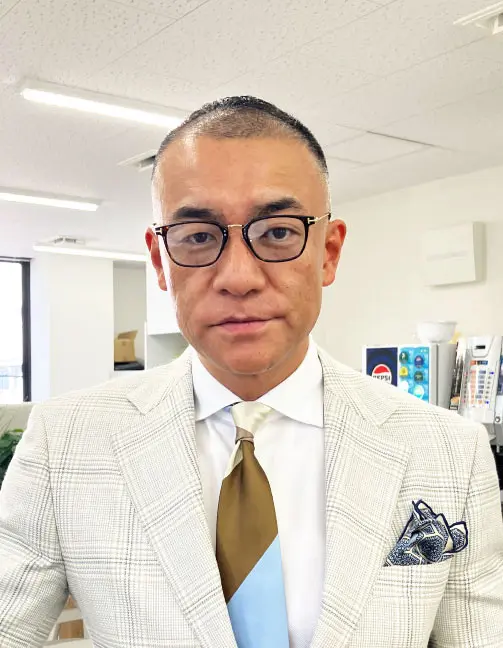 施設管理者　田中